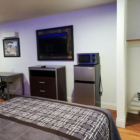 Express Inn ทอมบอล ภายนอก รูปภาพ