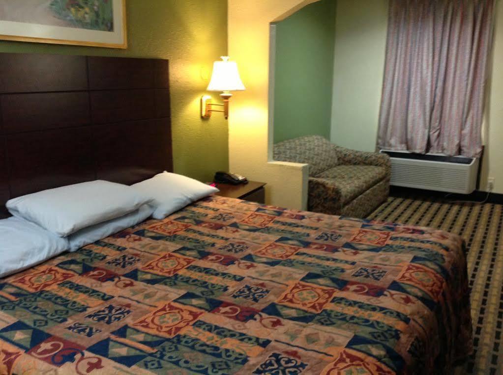 Express Inn ทอมบอล ภายนอก รูปภาพ